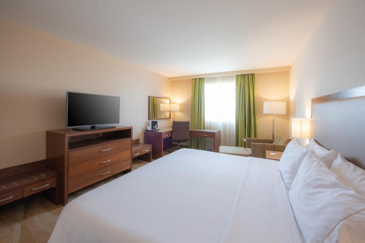 Holiday Inn Express And Suites Celaya By Ihg Kültér fotó
