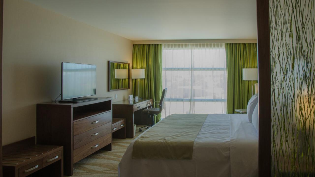 Holiday Inn Express And Suites Celaya By Ihg Kültér fotó