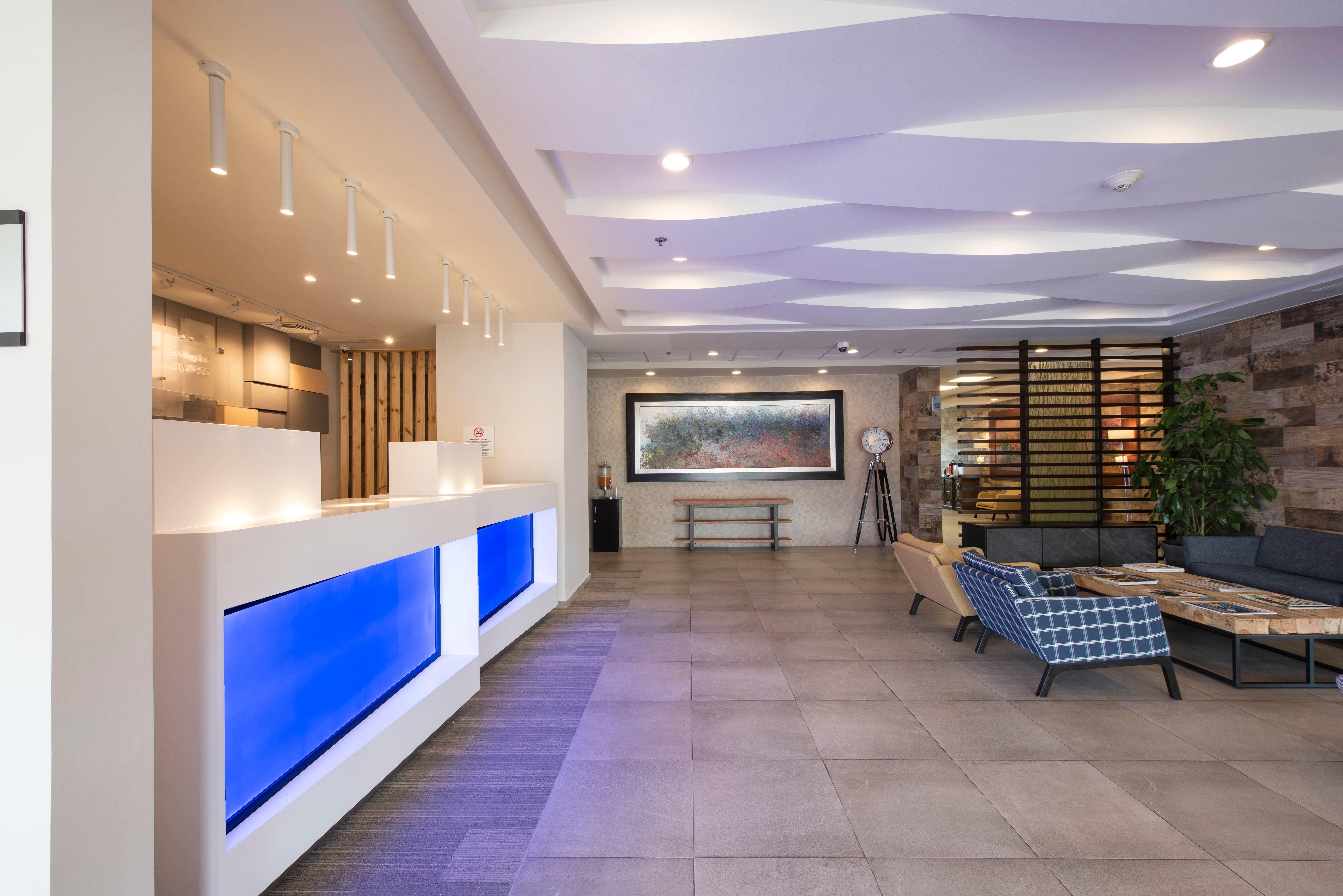 Holiday Inn Express And Suites Celaya By Ihg Kültér fotó