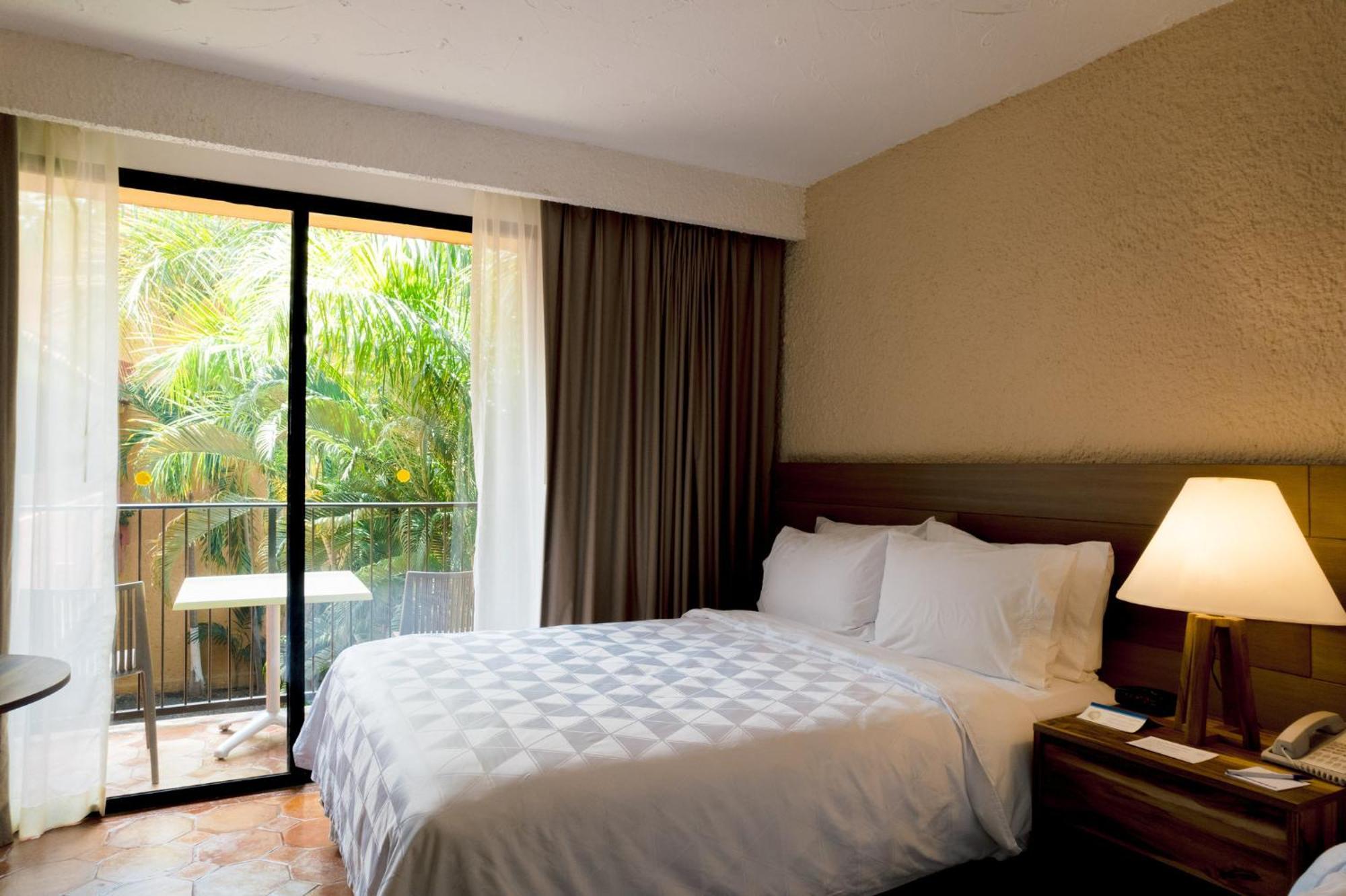 Holiday Inn Express And Suites Celaya By Ihg Kültér fotó